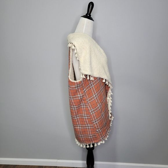 Easel Soft Sherpa Lined Orange Plaid Vest  Womens Size Large Cozy Warm‎ - Picture 2 of 8